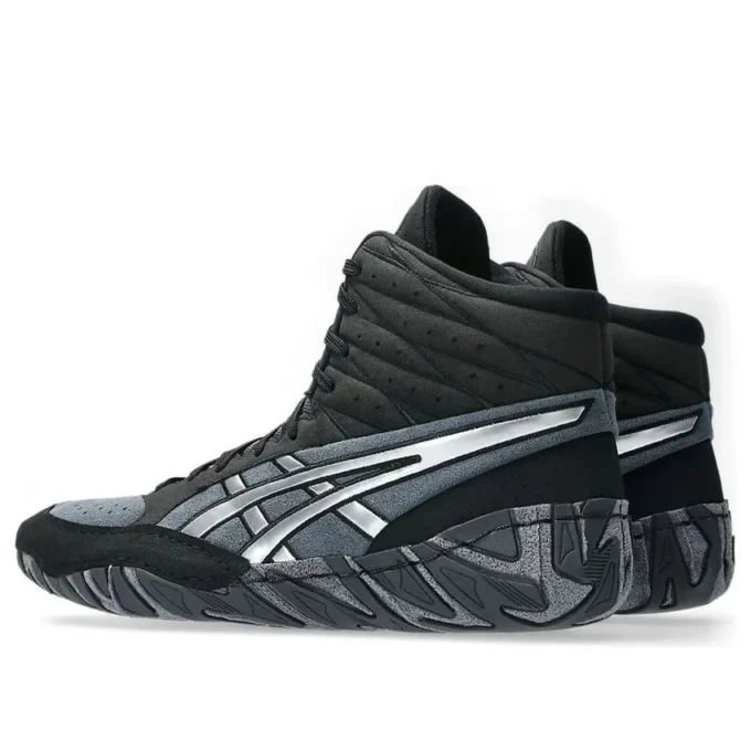 Aggressor 6 „Black Pure Silver”