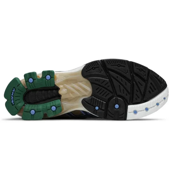 Asics x Affix Works Gel-Kinsei OG Gore-Tex „Desert Grand Shark”