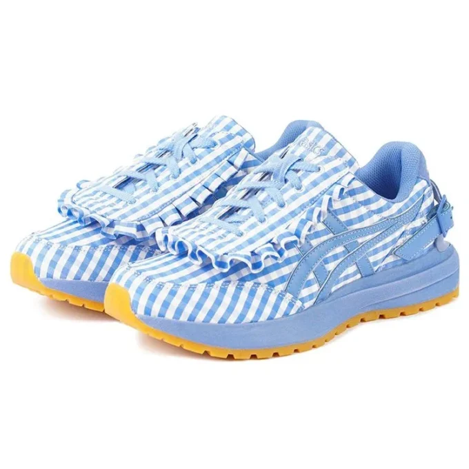 Asics x SHUSHU/TONG prezintă pantofii „Light Blue”