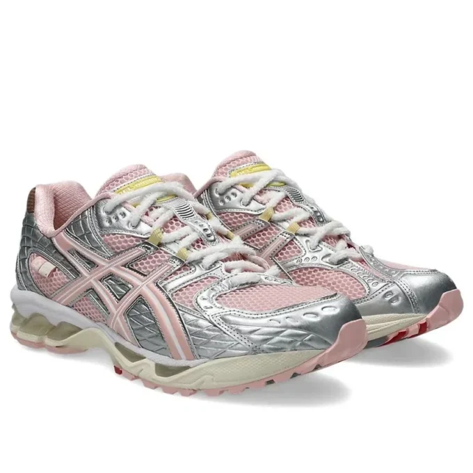 Asics x Vandy The Pink x atmos Gel-Nimbus 10.1 „Banana Split Strawberry”