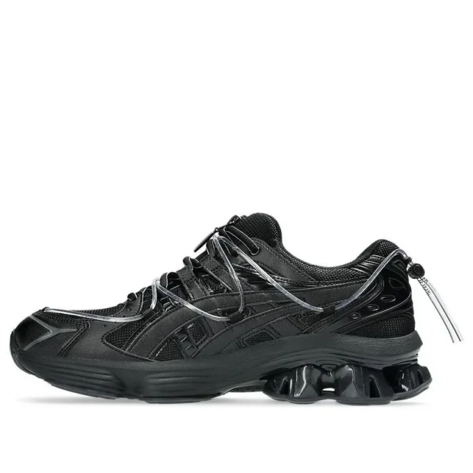 Asics x Yoasobi GEL-Kinetic Fluent „Black”