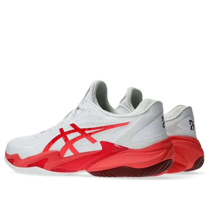 Court FF 3 Novak „Alb Roșu Electric”