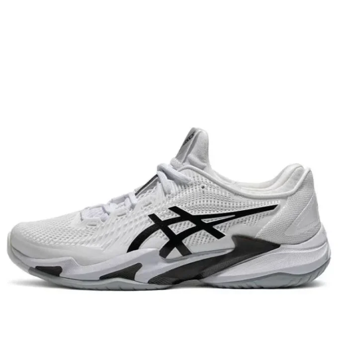 Court FF 3 „White Black”