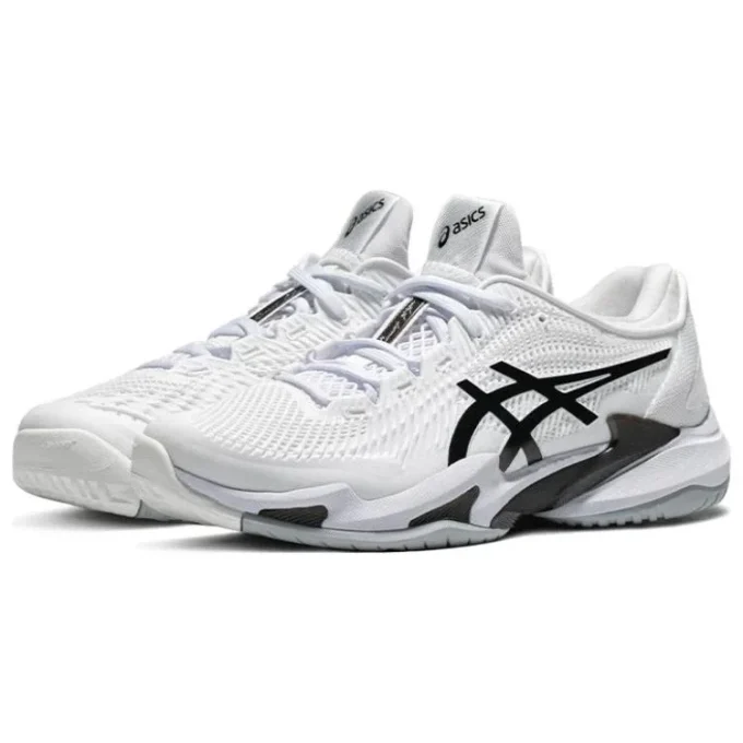 Court FF 3 „White Black”