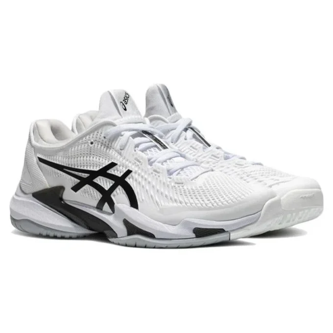 Court FF 3 „White Black”
