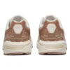 GEL-1090 „Off White Coral”