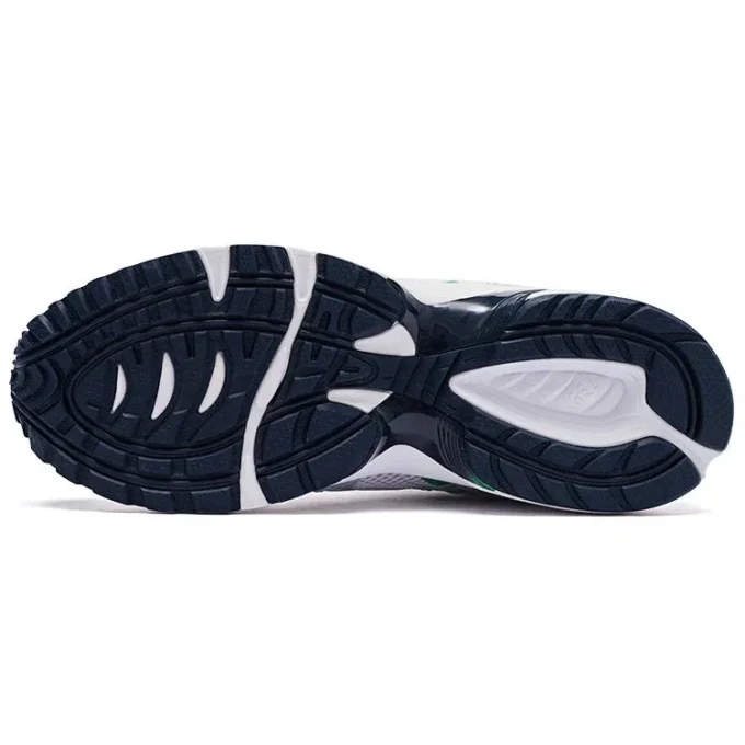 GEL-1090 V2 „White Glacier Grey”