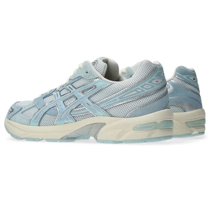GEL-1130 „Icy Blue White”