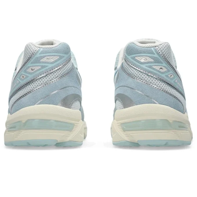 GEL-1130 „Icy Blue White”