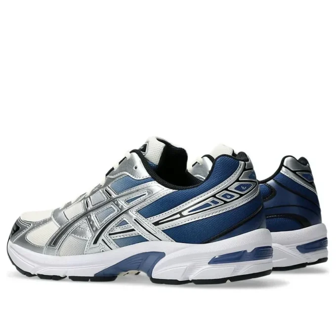 GEL-1130 „Metallic Silver Blue”