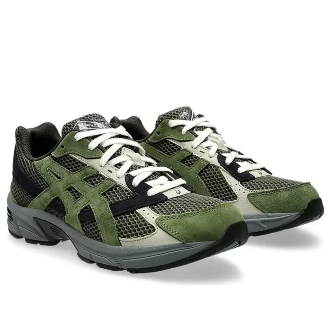 GEL-1130 „Olive Canvas Smog Green”