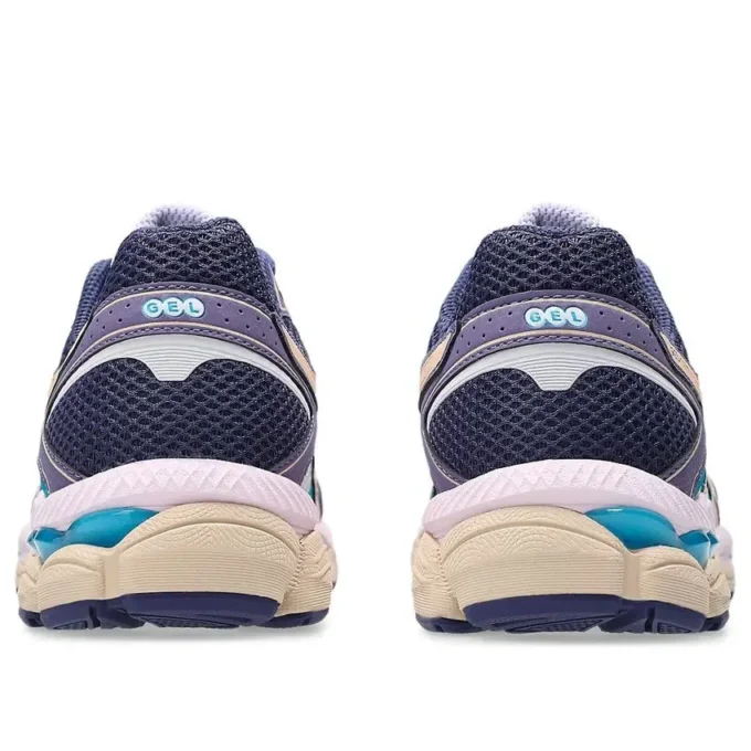 Gel-Cumulus 16 „Purple Cloud Grey Bisque”