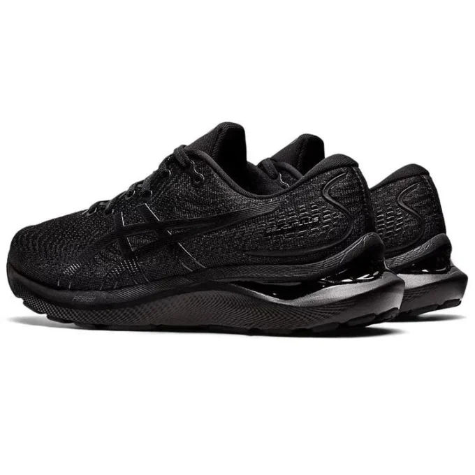 Gel-Cumulus 24 „Triple Black”
