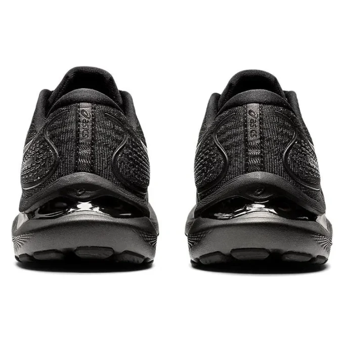 Gel-Cumulus 24 „Triple Black”