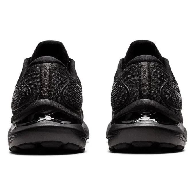 Gel-Cumulus 24 „Triple Black”