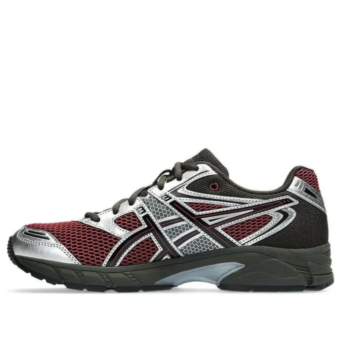 Gel-DS Trainer 14 „Oxblood Black”