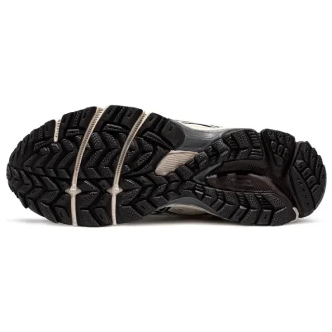 GEL-Kahana 8 „Black and White”