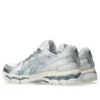 Gel-Kayano 12.1 „Silver Ice Blue”