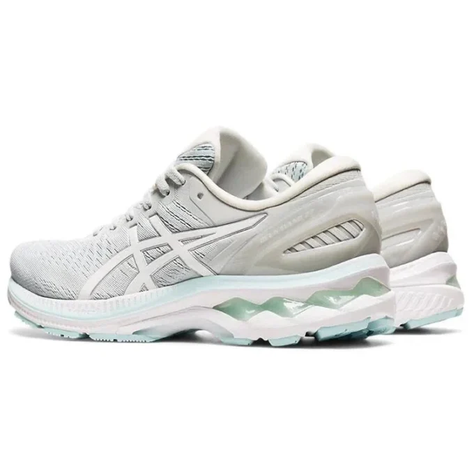 Gel-Kayano 27 „Glacier Grey”