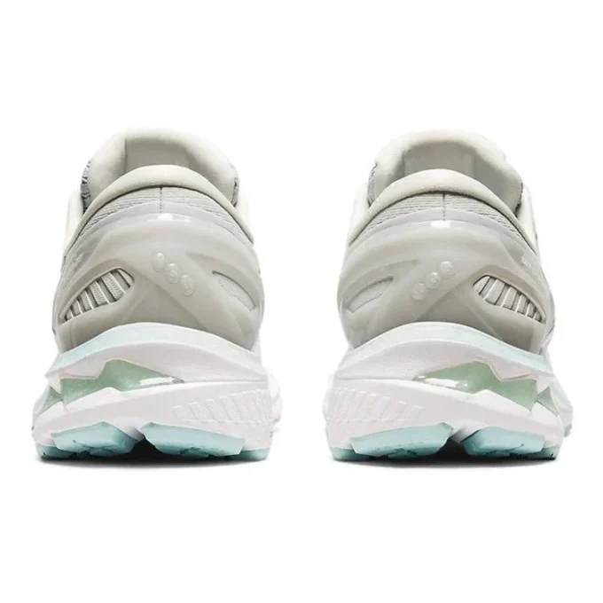 Gel-Kayano 27 „Glacier Grey”