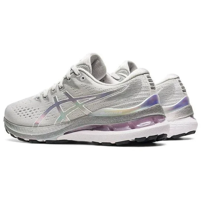 Gel-Kayano 28 „Platinum”