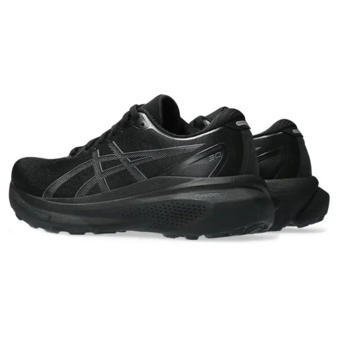 Gel-Kayano 30 „Triple Black”