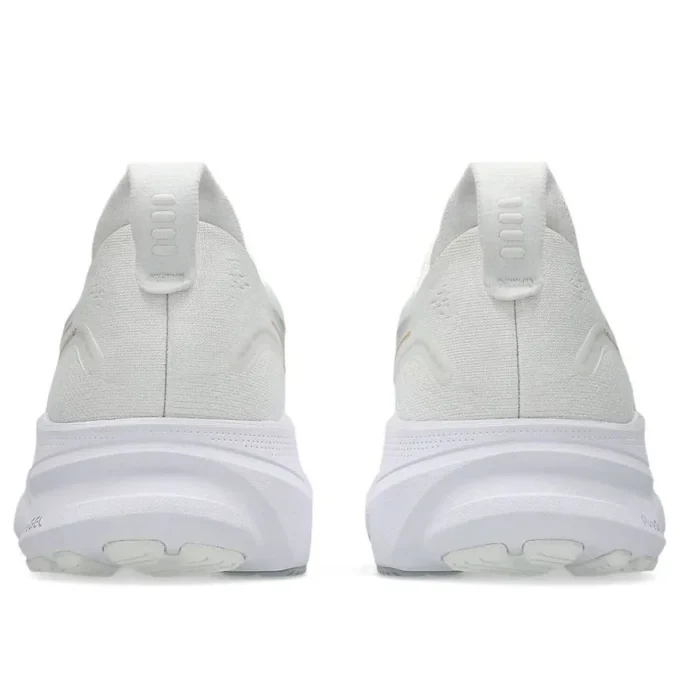 Gel-Kayano 32 „White Champagne”