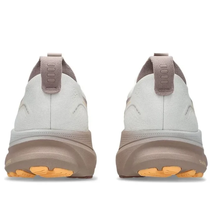 Gel-Kayano 32 „White Orange Glow”
