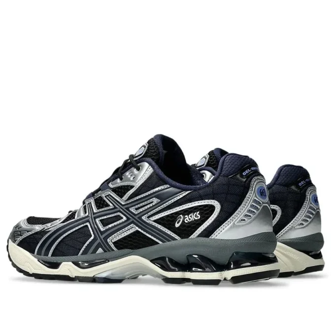 Gel-Nimbus 10.1 „Black Midnight”