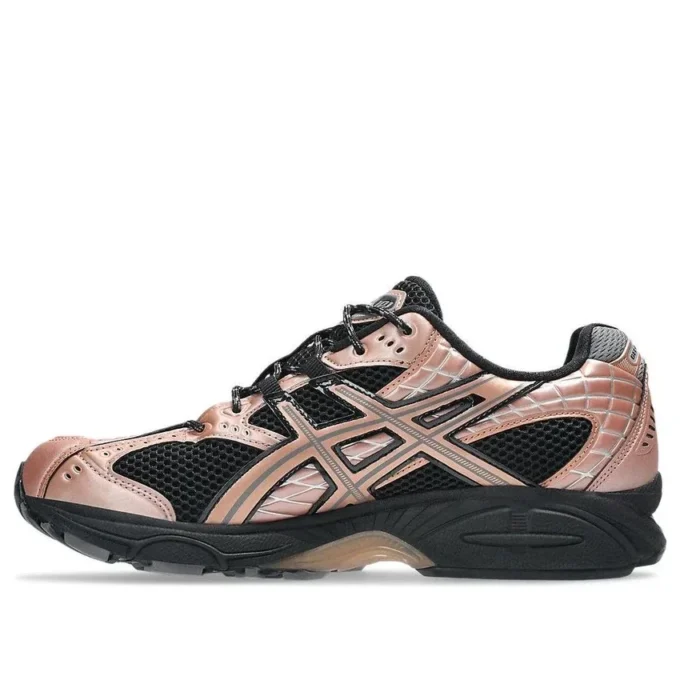 Gel-Nimbus 10.1 „Black Rose Gold”