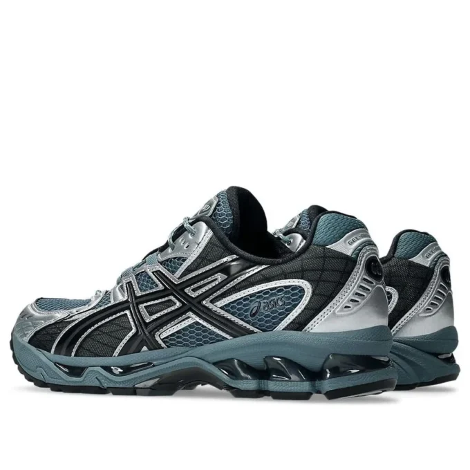 Gel-Nimbus 10.1 „Ironclad Graphite Grey”