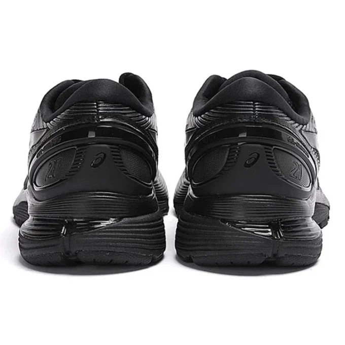 Gel-Nimbus 21 „Black”