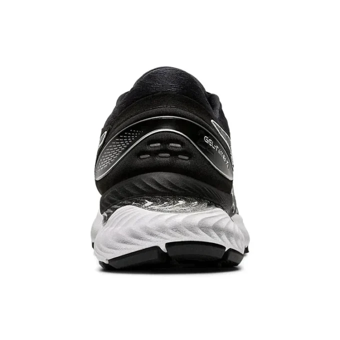 Gel-Nimbus 22 „White Black”