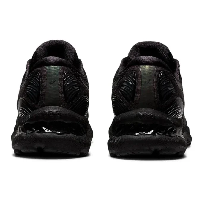 Gel-Nimbus 23 „Black”