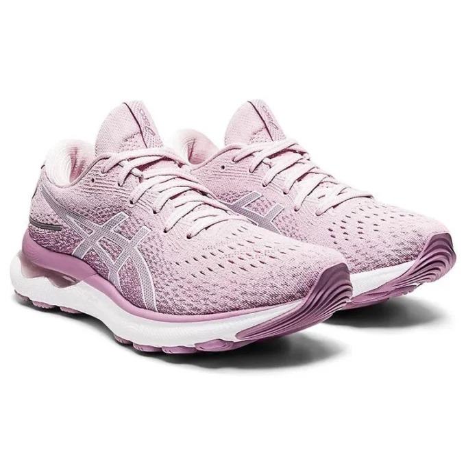 Gel-Nimbus 24 „Barely Rose”