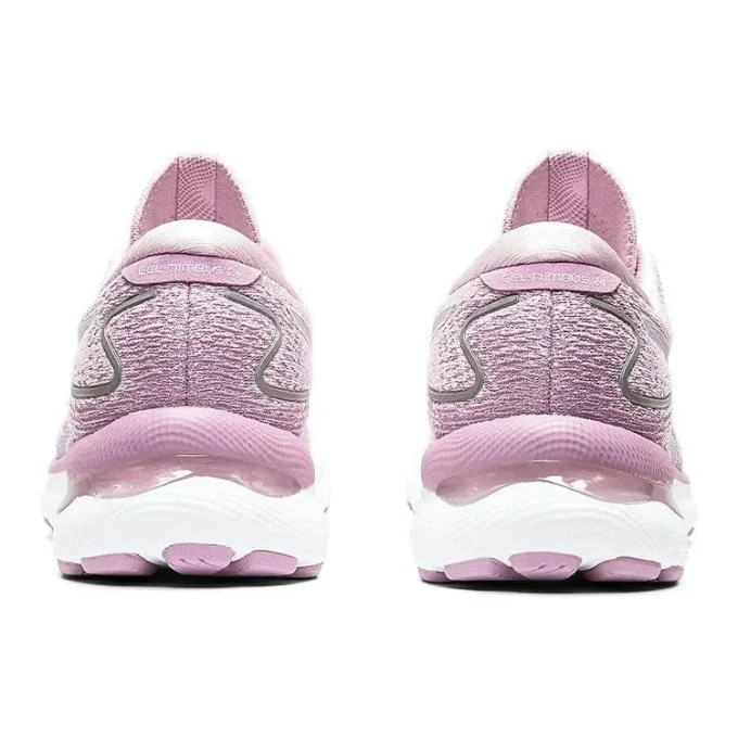 Gel-Nimbus 24 „Barely Rose”