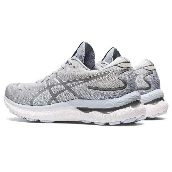 Gel-Nimbus 24 „Gri”