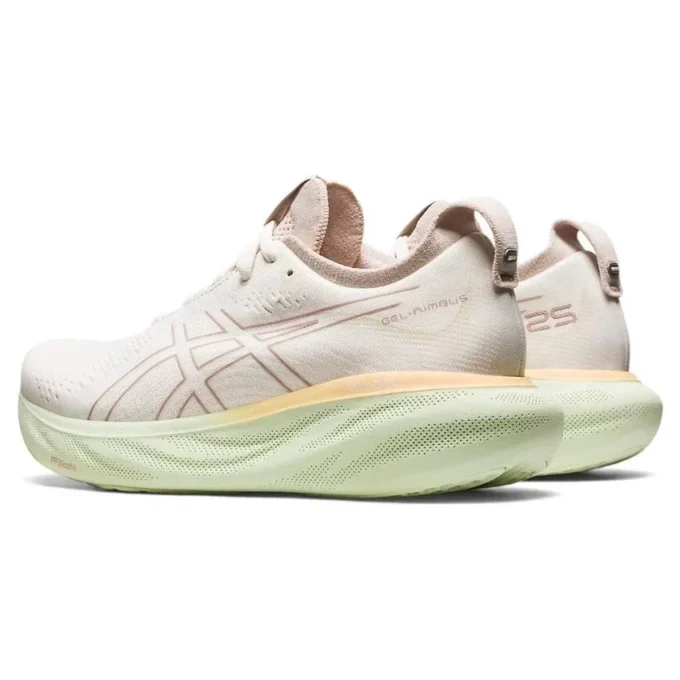 Gel-Nimbus 25 „Cream Fawn”