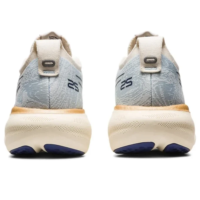 Gel-Nimbus 25 „Sky Cream”