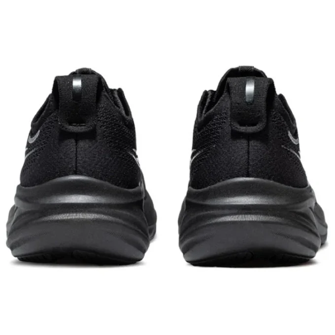 Gel-Nimbus 26 Wide „Triple Black”