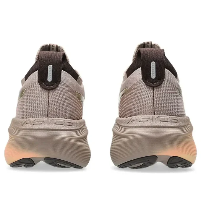 Gel-Nimbus 27 „Luxe Taupe Grey”