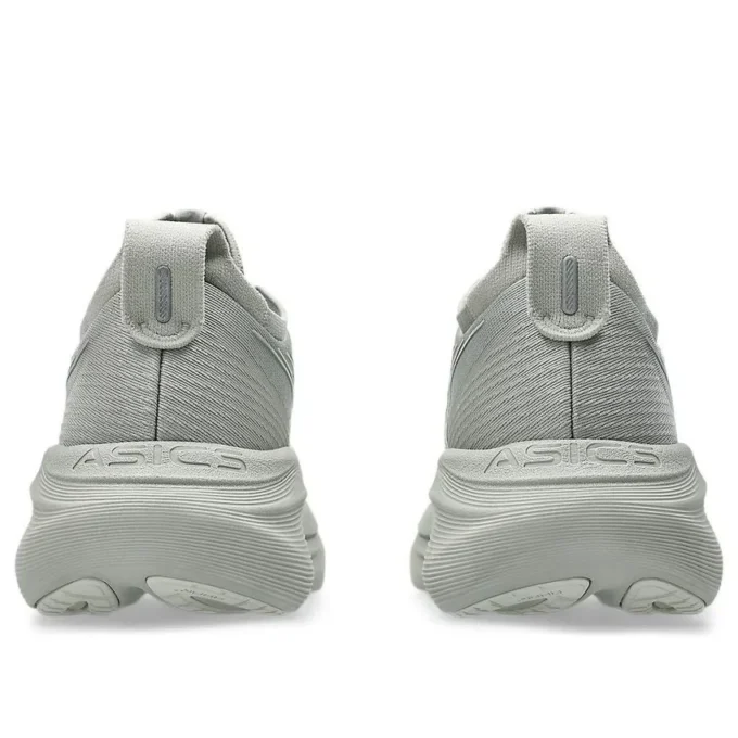 Gel-Nimbus 27 „Seal Grey”