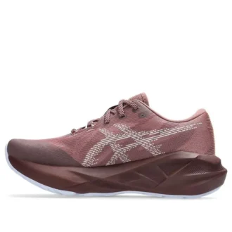 Gel-Nimbus 27 TR „Nature Bathing Dark Rubble Red”