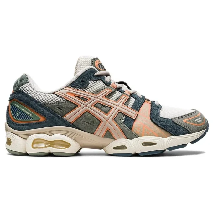 Gel-Nimbus 9 „Cream Feather Grey”