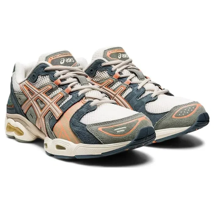 Gel-Nimbus 9 „Cream Feather Grey”