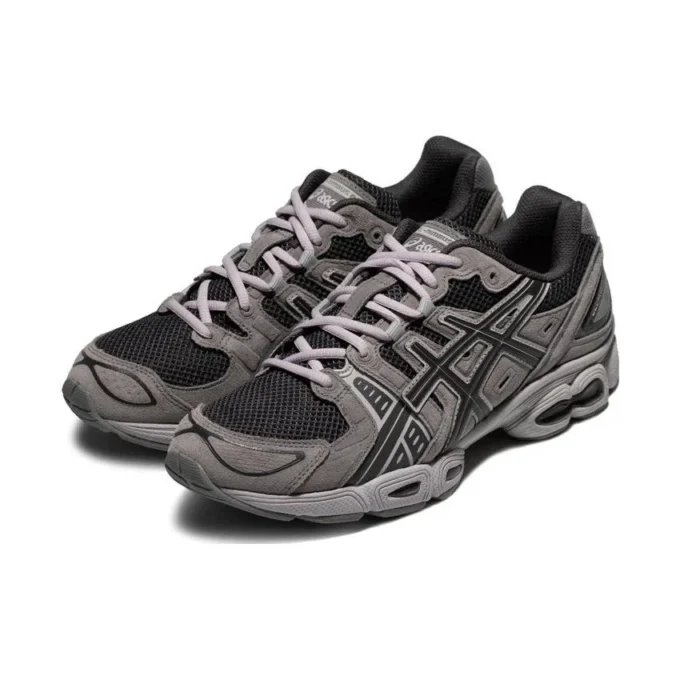Gel-Nimbus 9 „Obsidian Grey”