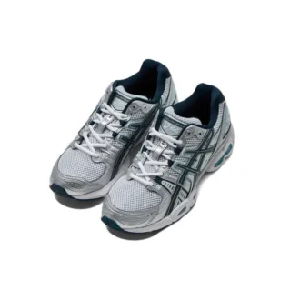 Gel-Nimbus 9 „Pure Silver French Blue”