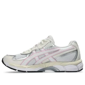 GEL-NYC 2055 „White Barely Rose”