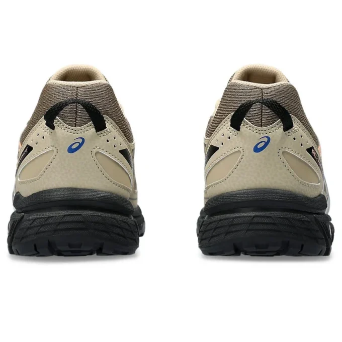 GEL-Venture 6 „Brown Black”
