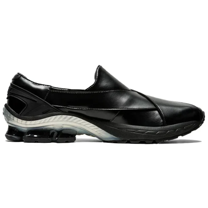 GmbH x GEL Chappal „Black”